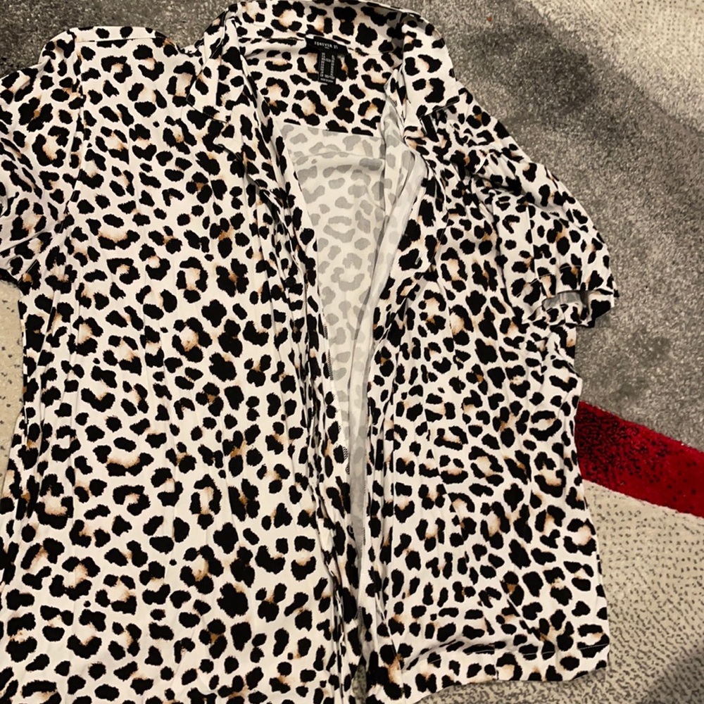Forever 21 XL Shirt